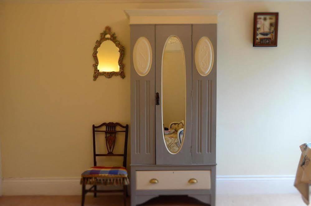 The Priory B&B Whitchurch  Екстер'єр фото