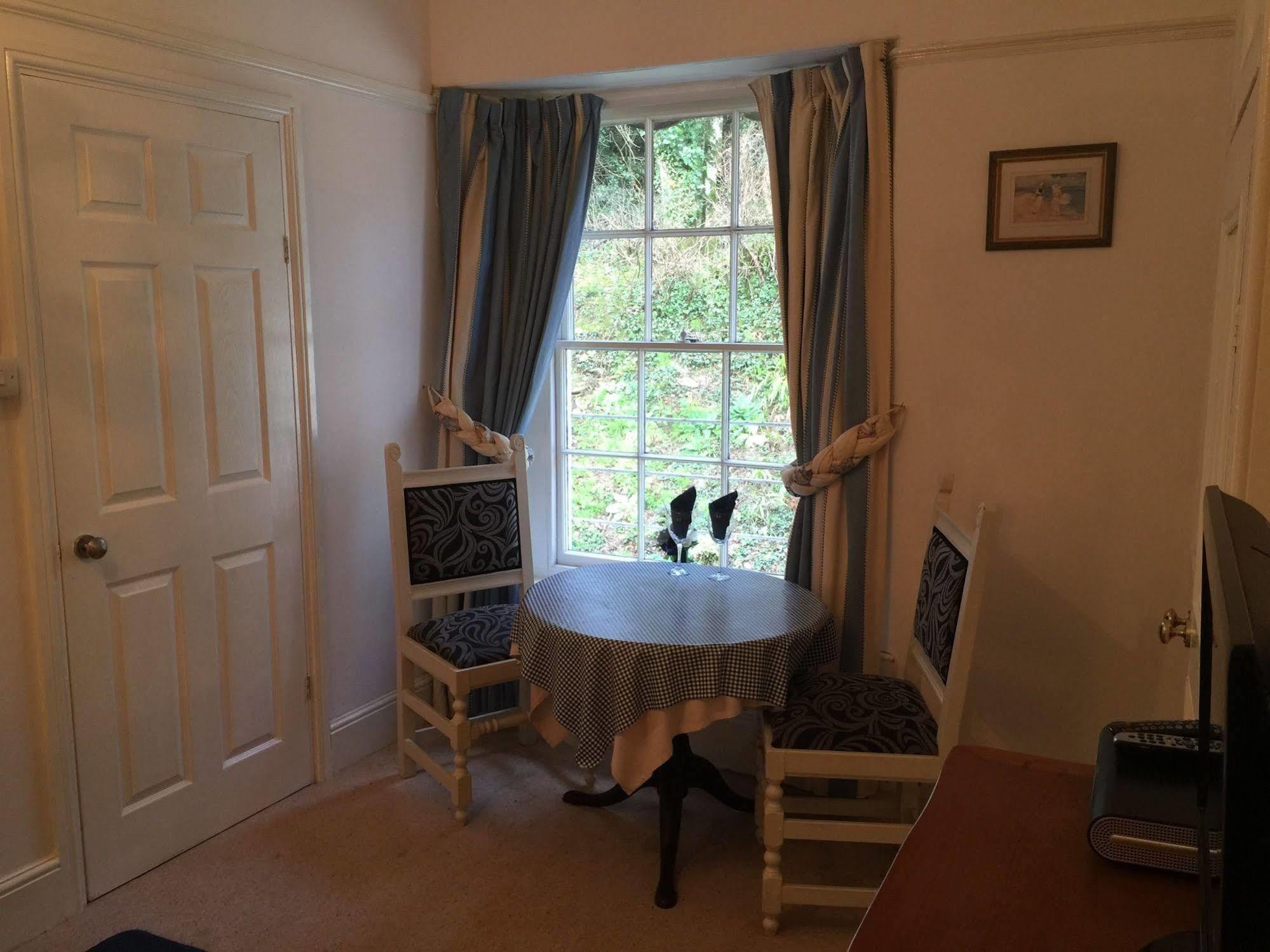 The Priory B&B Whitchurch  Екстер'єр фото